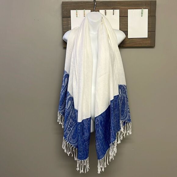 Off-White Cashmere Jacquard Scarf and/or Wrap with Blue Paisley Ends and Tassels - Picture 1 of 12